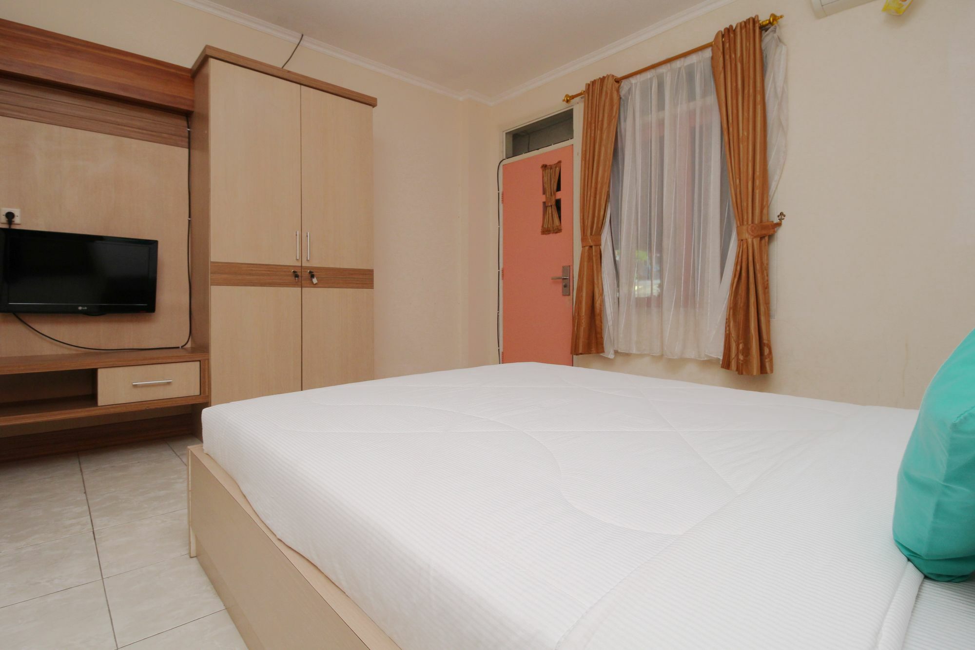 Myzone Homtel Hotel Semarang Ngoại thất bức ảnh
