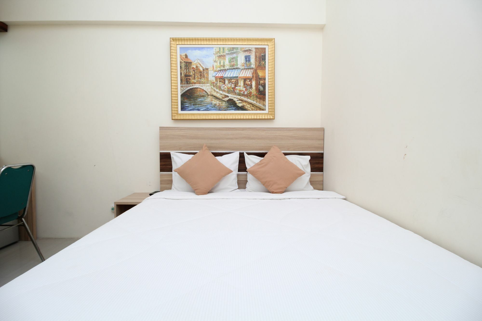 Myzone Homtel Hotel Semarang Ngoại thất bức ảnh