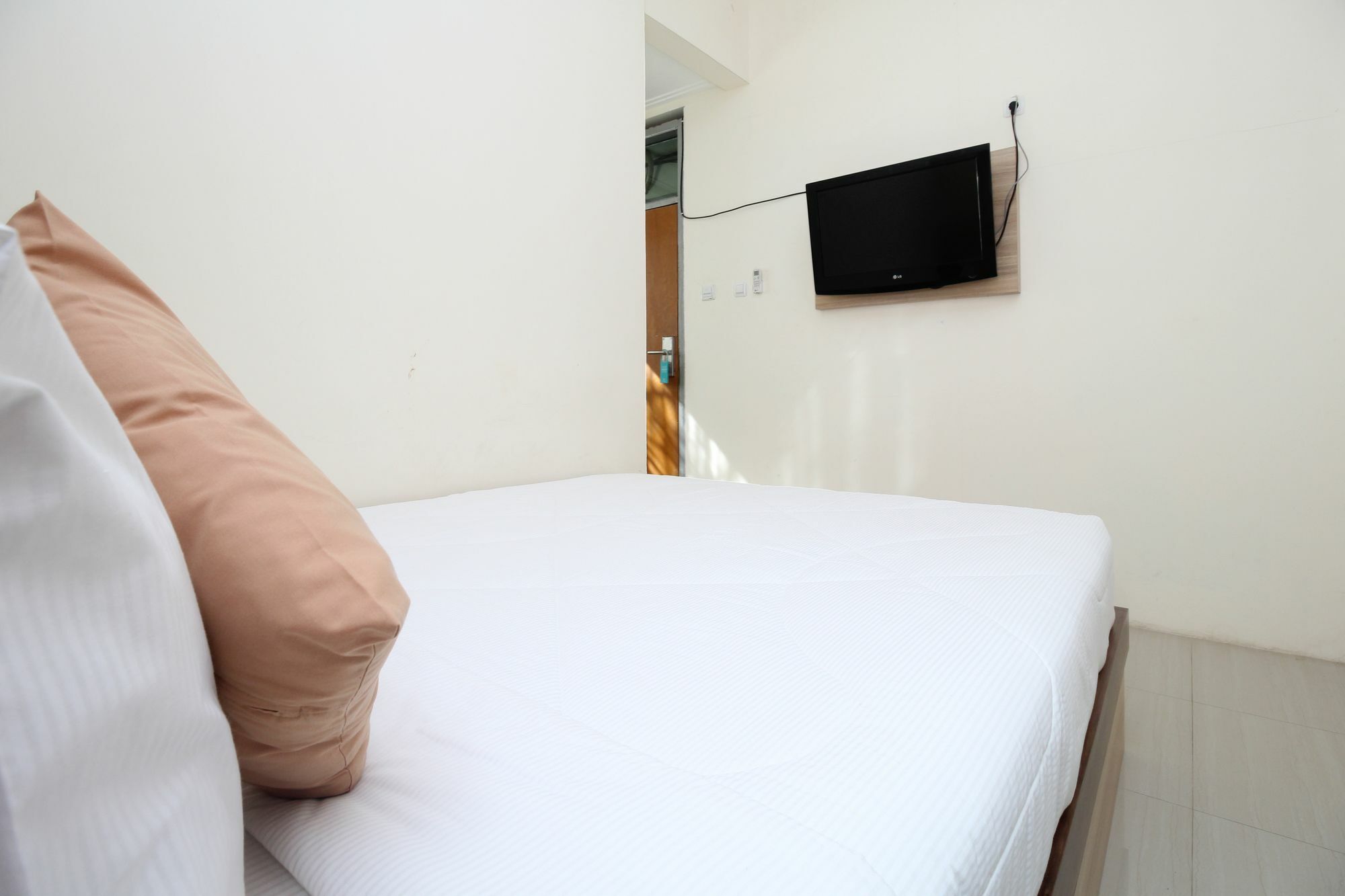 Myzone Homtel Hotel Semarang Ngoại thất bức ảnh