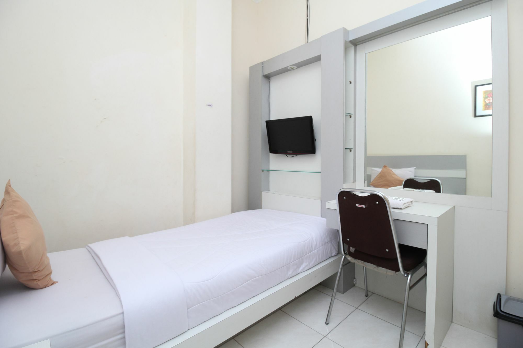 Myzone Homtel Hotel Semarang Ngoại thất bức ảnh