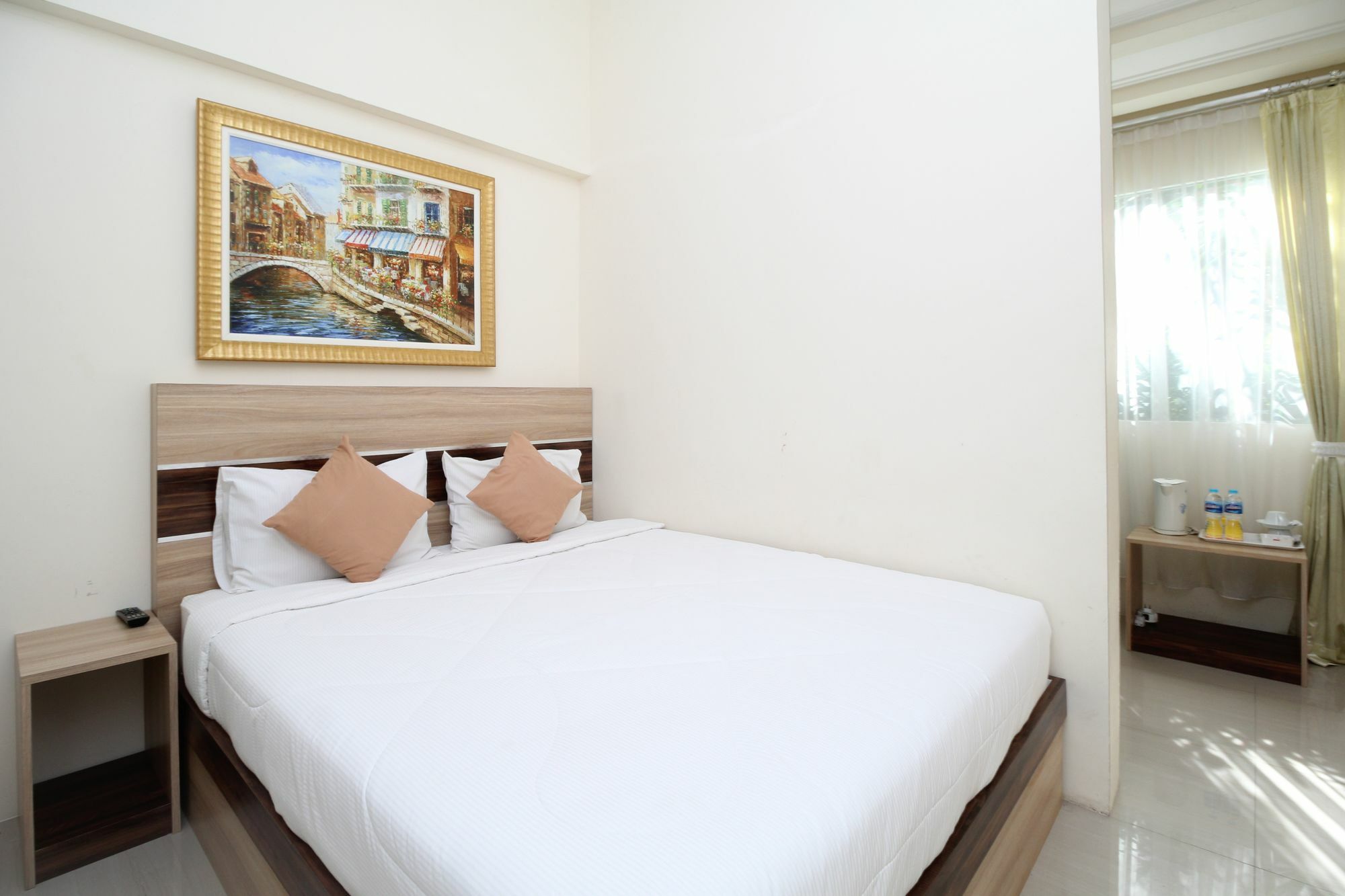 Myzone Homtel Hotel Semarang Ngoại thất bức ảnh