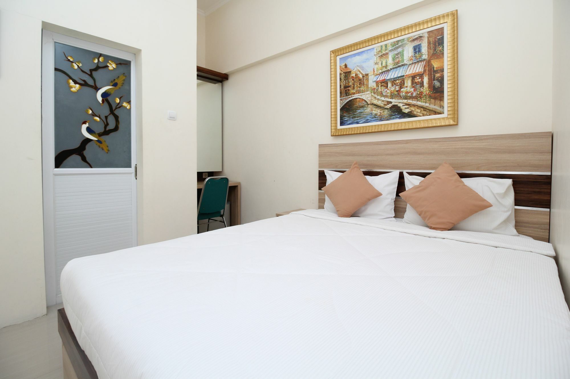 Myzone Homtel Hotel Semarang Ngoại thất bức ảnh