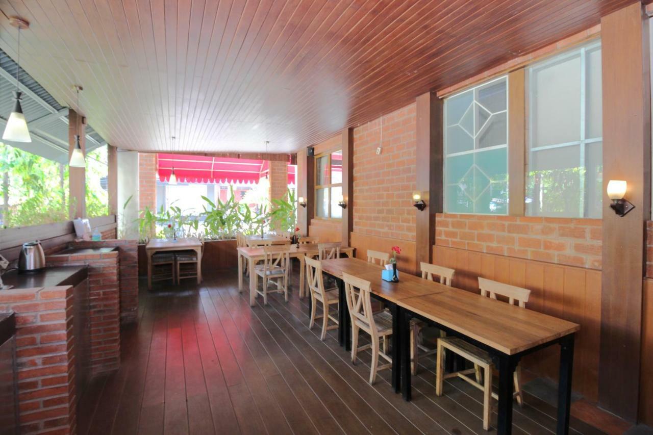 Myzone Homtel Hotel Semarang Ngoại thất bức ảnh